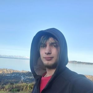 Meet your Posher, Alex